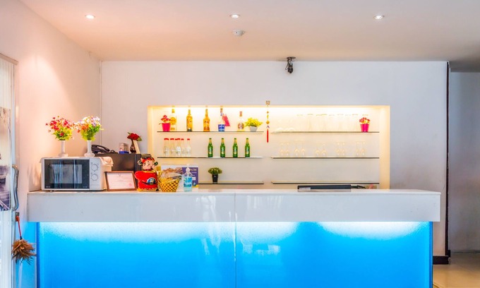 Thanon Phaya Thai Apartment | Grand Thai Style W/Cafe & Spa near BTS Phayathai