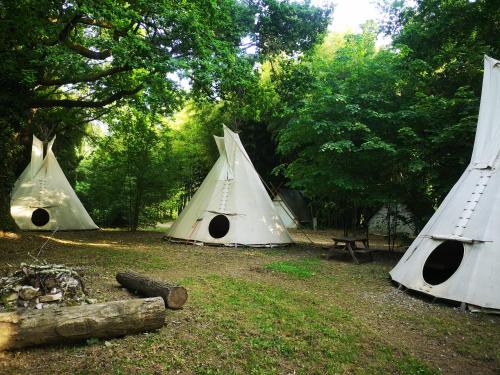 Montbrun Other | grand tipi traditionnel pour 2 à 5 personnes