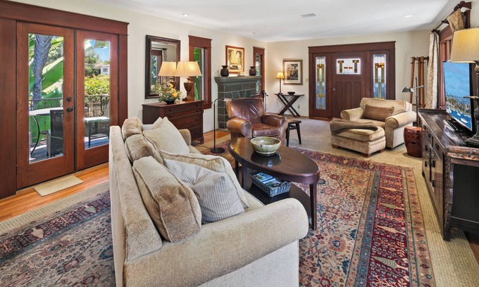 North Park House | Grand Treetop Suite at Resort-like Estate. steps to Balboa Park & Zoo