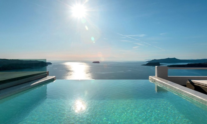 Megalochori Hotel | Grand View