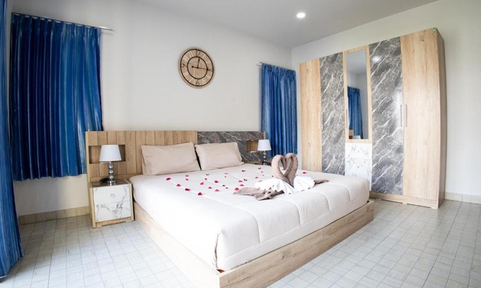 Nanai Road Hotel | Grand View Premium