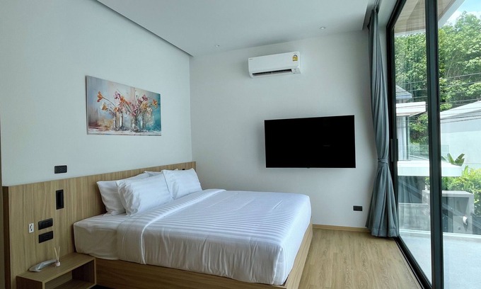 Ban Sakhu Villa | Grand Villa Aileen by Apart Homes
