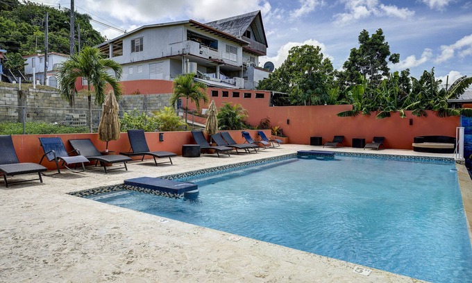 Playa Fortuna House | Grand villa, Amazing location! POOL, A/C! Walk to Beach and Kioskos.