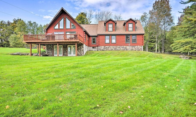 Windham Cabin | Grand Windham Retreat w/Fire Pit & Game Room