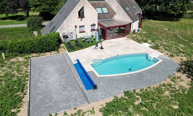 Fours House | Grande Maison à la Campagne aux Portes du Morvan