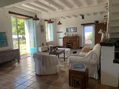 Ploneour-Lanvern House | Grande maison au cœur du pays bigouden