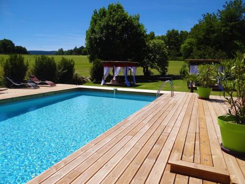Chaudes-Aigues House | Grande Maison pour les groupes 14pers max