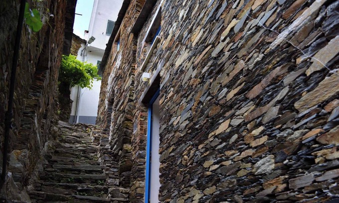 Balocas House | Grandfather Álvaro's House - Refuge of the King