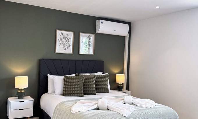 Ravenscourt Park House | GrandLuxe - 5BR Shepherd's Bush