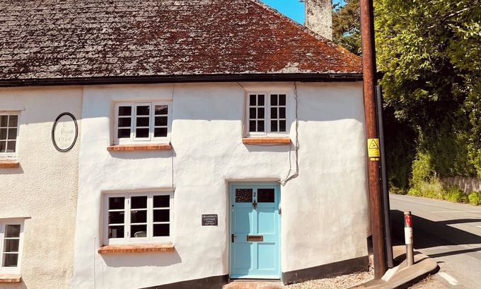 Uffculme Cottage | Grandma's Cottage set in lovely Mid-Devon. Great for your summer time escape.