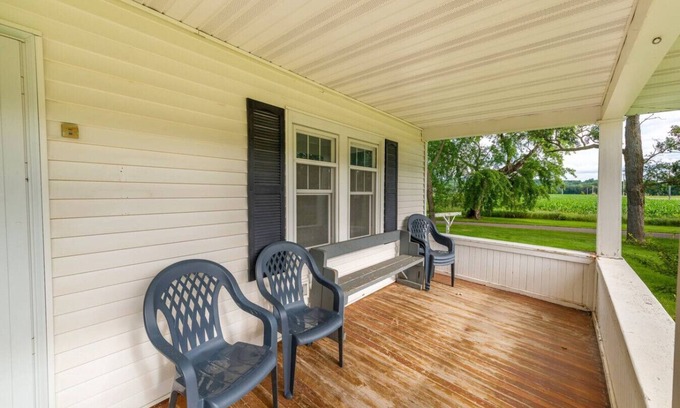 Lake Hallie House | Grandma's Place/Country Home in the City