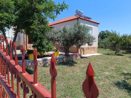 Avdira Apartment | Grandmas Cottage