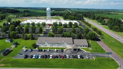 Waseca Hotel | GrandStay Hotel and Suite Waseca