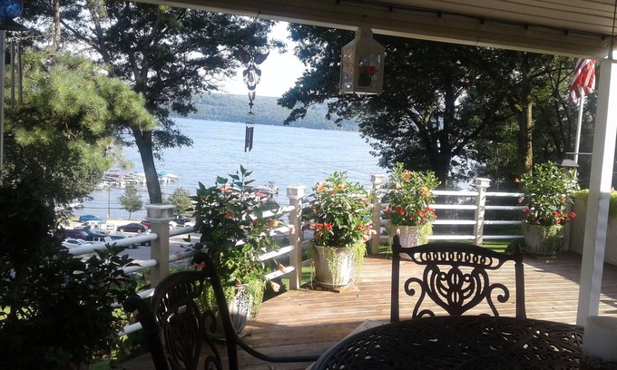 Lakeville House | Grandview Getaway with a Million Dollar View!