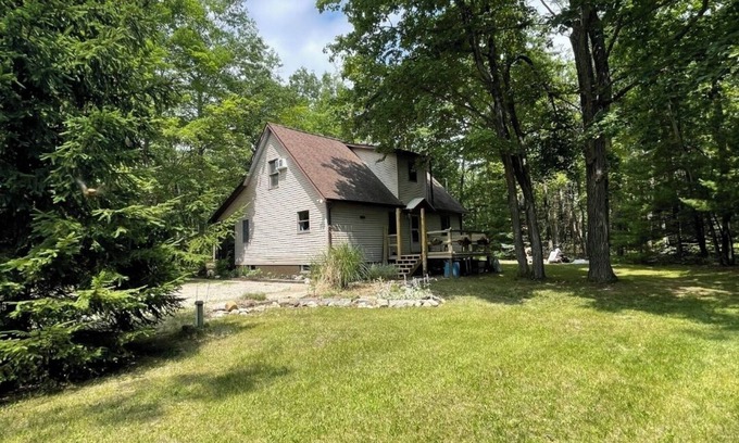 Indian River House | Grandview Porch & Pines Where Your Memories Bloom