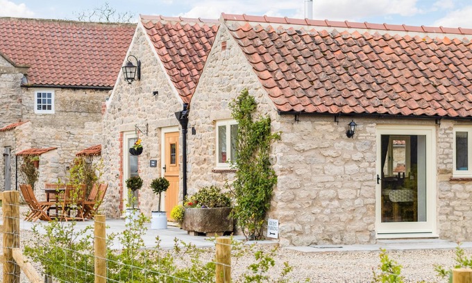 Scawton Cottage | Grange Cottage - a holiday cottage that sleeps 6 guests in 3 bedrooms