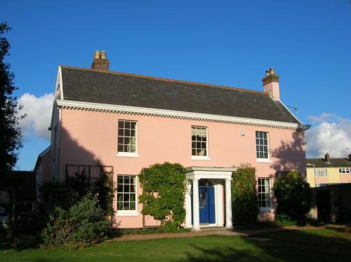Felixstowe Bed & Breakfast | Grange Farm House