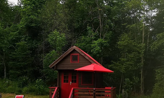 Central Frontenac Cabin | Granite Hollow Cabin