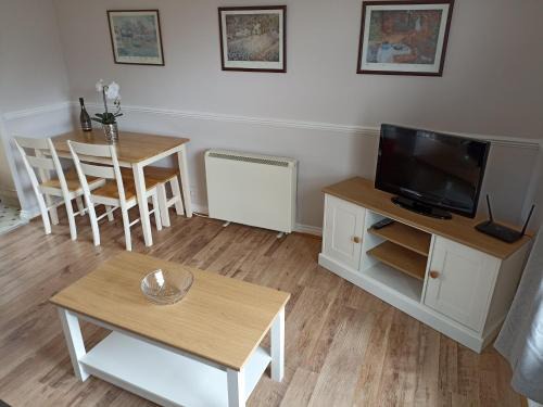 Wickford Apartment | Grant Close