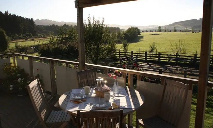 Dunedin Bed & Breakfast | Grants Farm Idyllic rural retreat