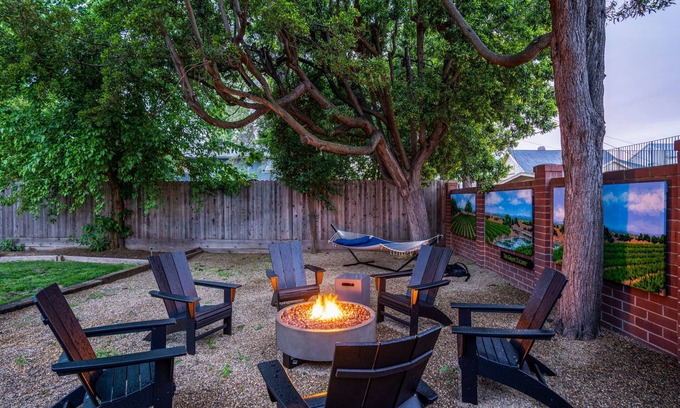 Lodi Bed & Breakfast | Grape Escape Inn & Suites