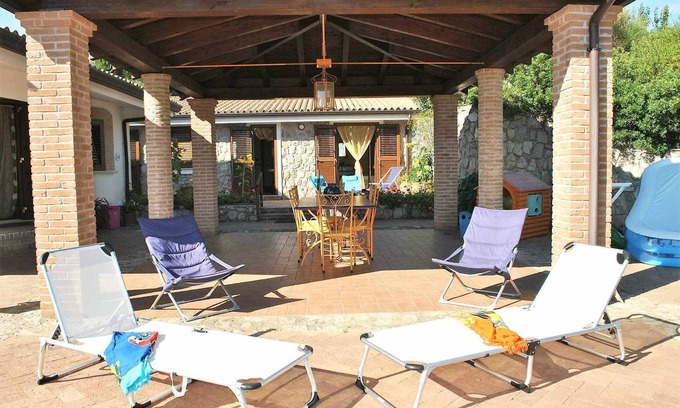 Itri House | GRAPES & STARS PETIT on the Sperlonga hill