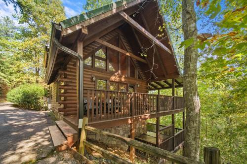 Black Bear Falls House | Gray Fox Den Theater & Arcade, Hot Tub, Views