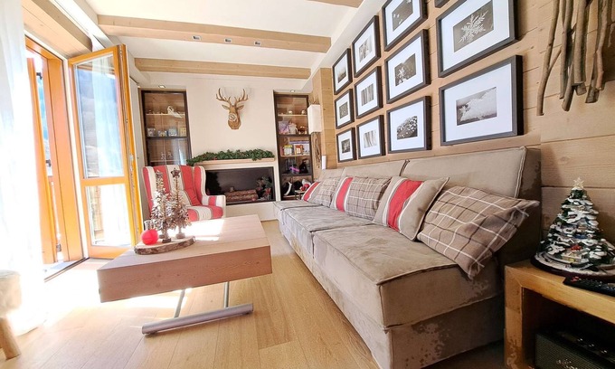 Villa Dalegno Apartment | GRAYNITE - ASCENT Apartment