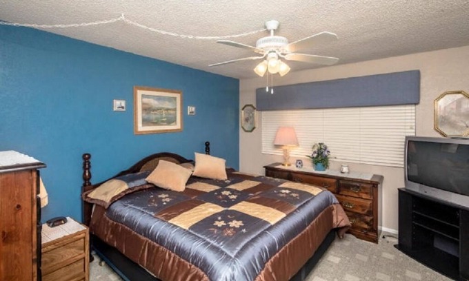 Lake Havasu City Condo | Great 2-bedroom Condo, Lake Views, Centrally located