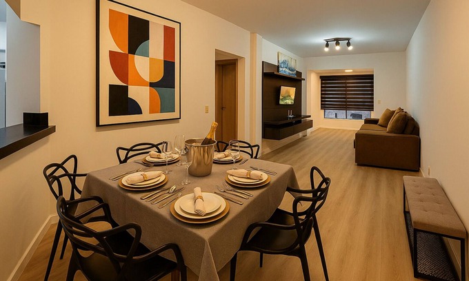 Centro Apartment | Great 2-Bedroom Apartment – 150 m to the Beach – Downtown Balneário Camboriú