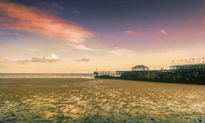 Clacton-on-Sea House | Great 8 berth caravan for a Staycation in Clacton-on-Sea ref 26436E