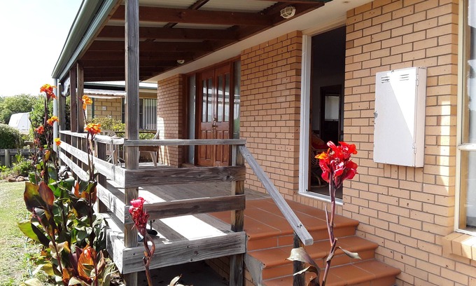 Swansea Cottage | Great accommodation. Full bath, Quiet area. House to yourself & close beaches.