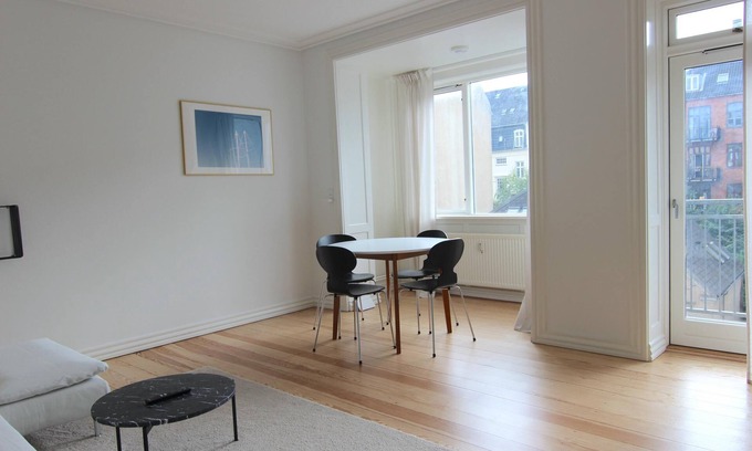 Frederiksberg C Apartment | Great and spacious 1-bed w/ - 257