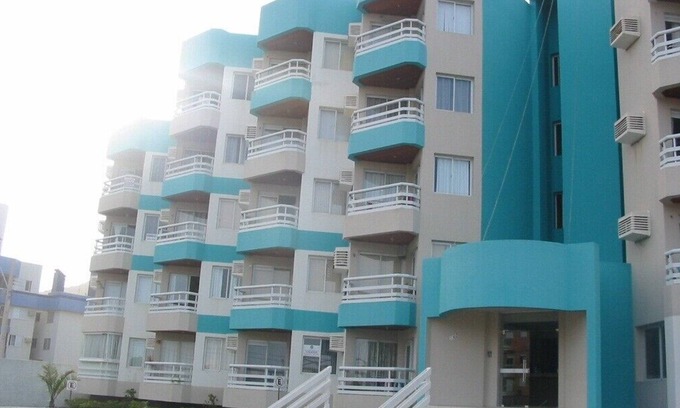 Ingleses Norte Apartment | Great apartment 50m from the sea with private and covered garage