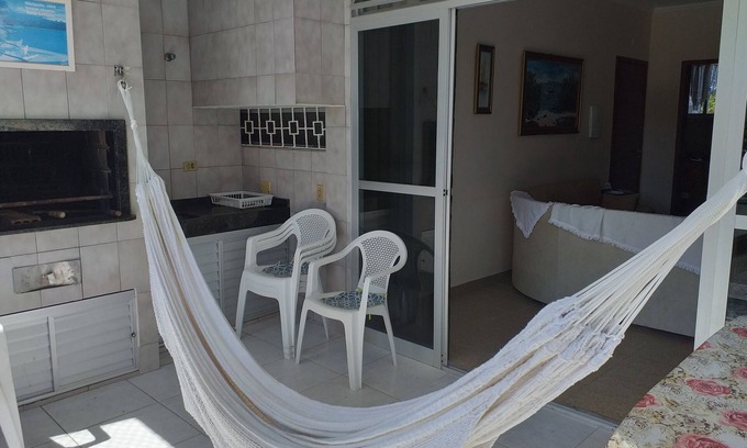 Caioba Apartment | Great apartment for 8 people, two blocks from Praia Brava - Caioba