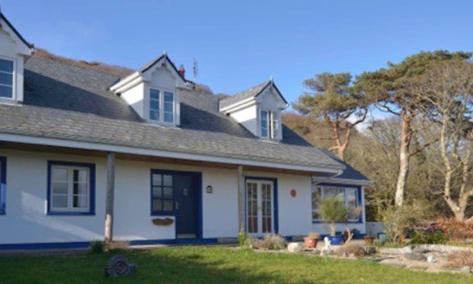 Louisburgh Cottage | Great beach side location - Old Head Louisburg