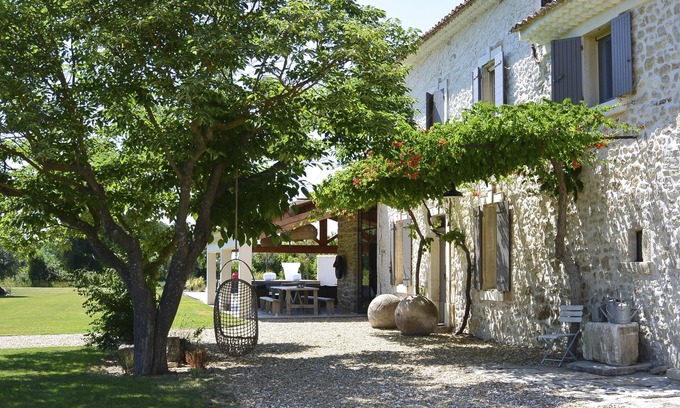 L'Isle-sur-la-Sorgue Other | Great charming holiday home on 6 ha in Isle sur la Sorgue.