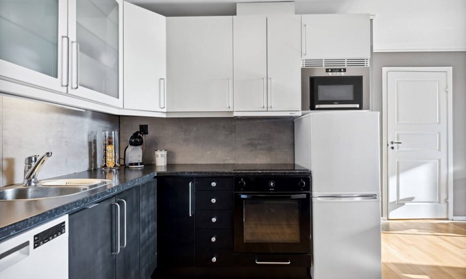 Haugesund Condo | Great city center apartment close to the sea.