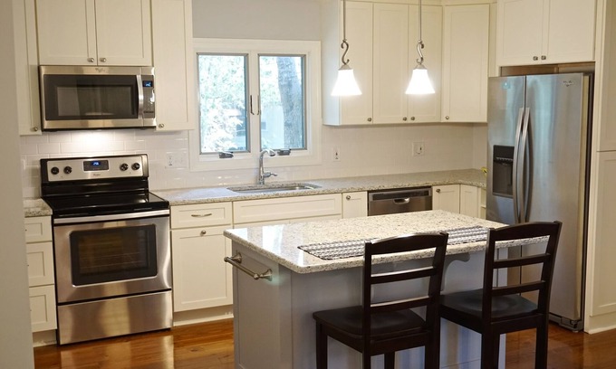 West Beach Cottage | Great Cottage and Close to Beach - Book Your Vacation Now!