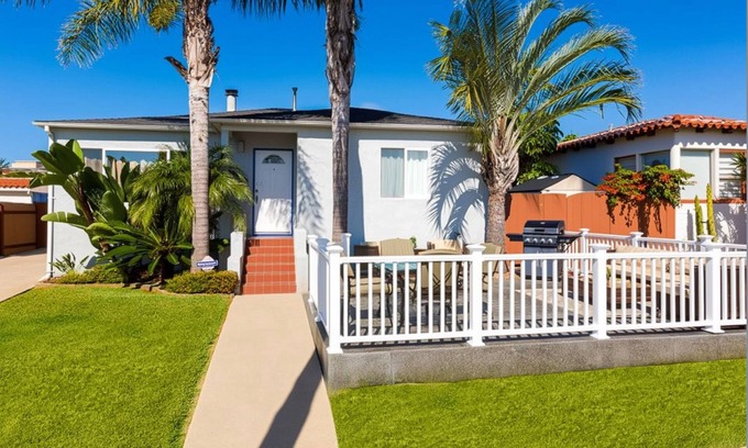 Pacific Beach House | Great Family Home with Wonderful Outdoor Area - Walk to Beach, Dog-Friendly!