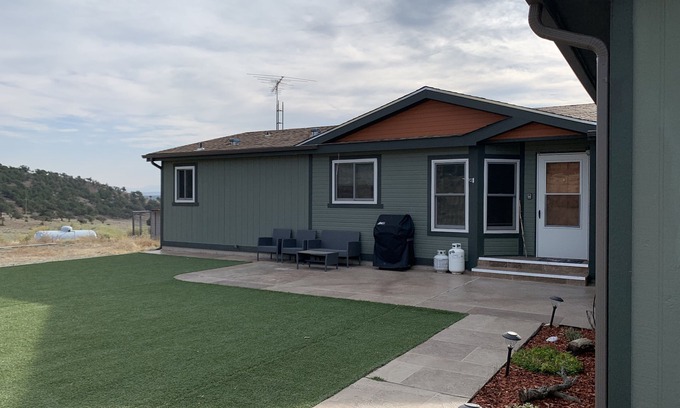 Buena Vista House | Great for ATV's and TOY'S! Rent 6 nights and 7th is free!