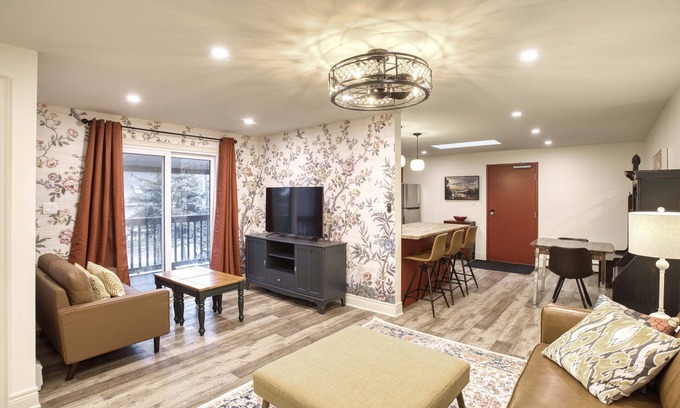 Lincoln Apartment | Great for Couples or Family in Niagara Wine Country