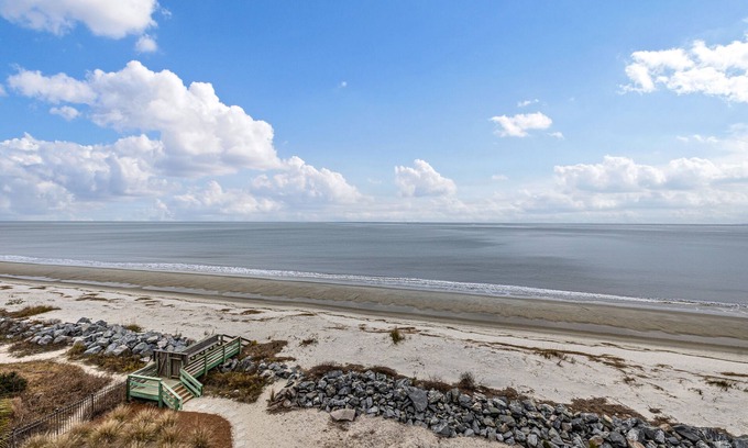 Saint Simons Island Condo | Great for Small Families! Oceanfront Condominium Community with Oceanfront Swimming Pool