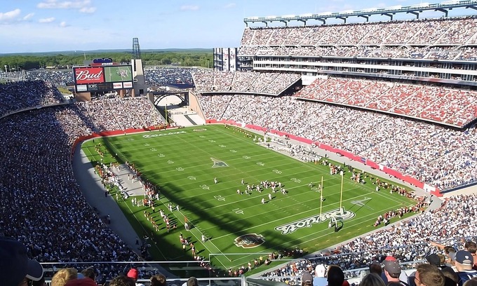 Foxboro Hotel | Great Foxboro Find! FREE Breakfast & Parking, Walking Distance to Patriot Place!