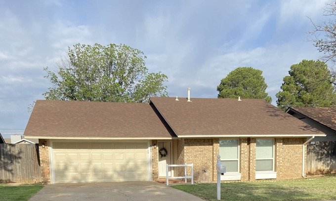 Odessa House | Great Home In The Middle Of Everything!