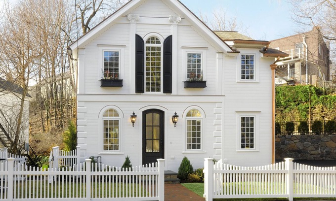 Greenwich House | Great hotel alternative! Brand New! 3 Bedroom Home - Heart of Greenwich
