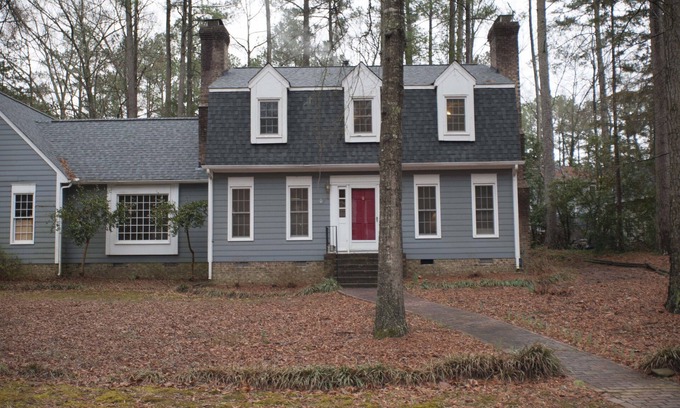 Chapel Hill House | Great House for a Family