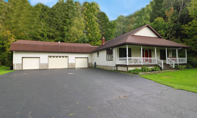 Stow House | Great house for rent in Wells Bay!