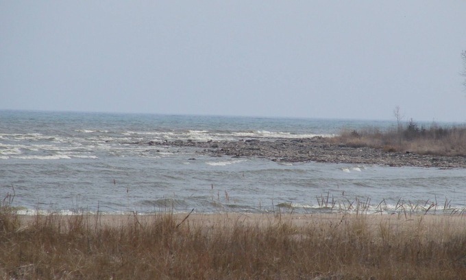 Sturgeon Bay Cottage | Great Lake Michigan Beach in Door County. Don't miss summer fun!