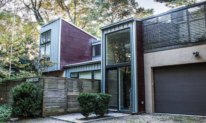 Harbert House | Great lakefront house w/ private beach & hot tub, quiet wooded location, views